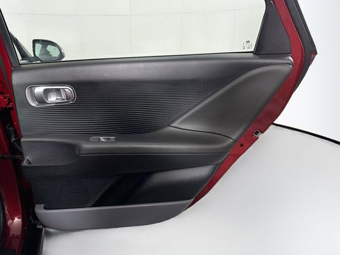 Used 2024 Hyundai Ioniq 6 SEL image 30