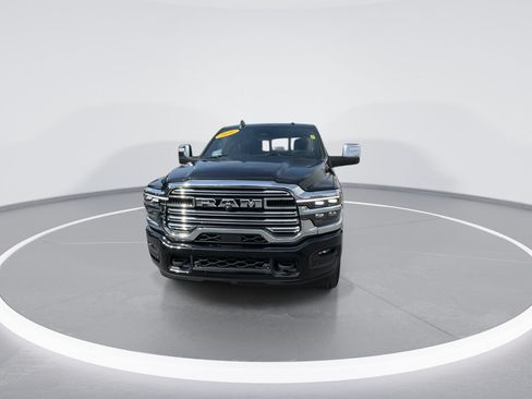 Used 2026 RAM 2500 Laramie AWD/4WD image 11