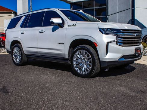 Used 2023 Chevrolet Tahoe High Country AWD/4WD image 3
