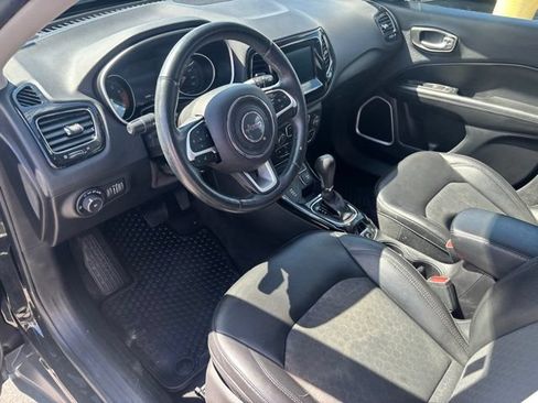 Used 2019 Jeep Compass Latitude AWD/4WD image 24
