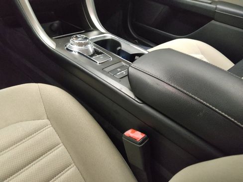 Used 2018 Ford Fusion S image 26