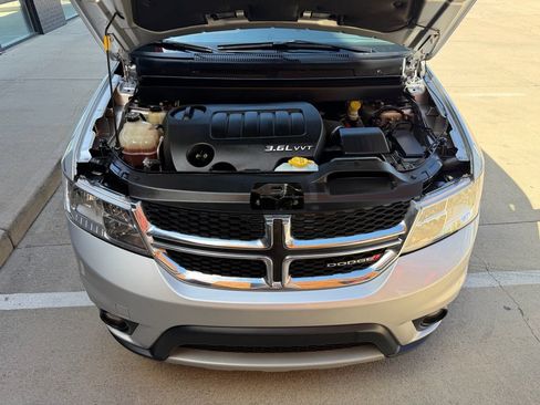Used 2014 Dodge Journey Limited w/ Flexible Seating Group FWD image 22