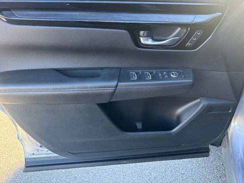 Certified 2025 Honda CR-V EX-L image 9