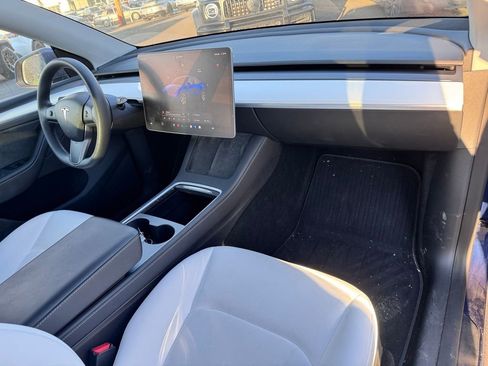 Used 2023 Tesla Model Y Long Range image 16