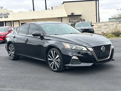 Used 2021 Nissan Altima 2.5 SR image 10
