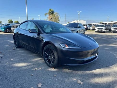 Used 2025 Tesla Model 3 Long Range RWD image 4
