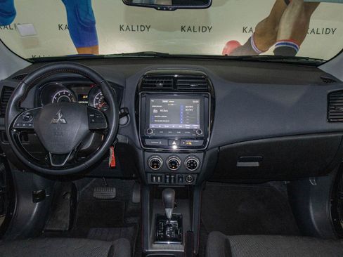 Used 2022 Mitsubishi Outlander Sport LE AWD/4WD image 3