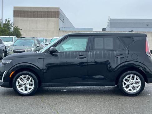 Used 2024 Kia Soul LX w/ Option Group 015 image 9