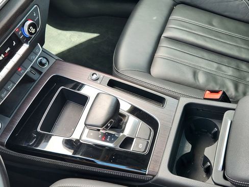 Certified 2022 Audi Q5 2.0T Premium Plus AWD/4WD image 23