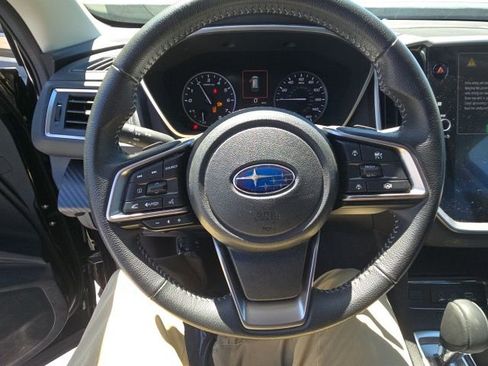 Used 2023 Subaru Ascent Premium w/ Convenience Package AWD/4WD image 3