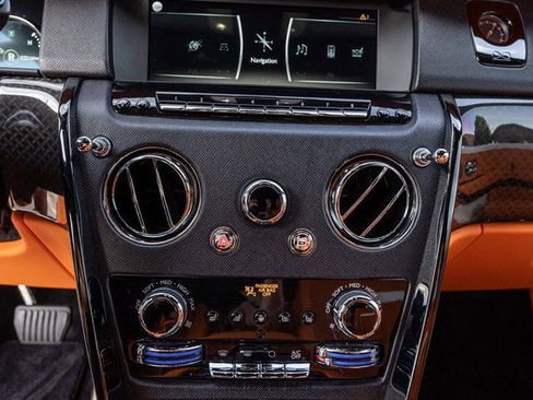 Used 2023 Rolls-Royce Cullinan Black Badge AWD/4WD image 66
