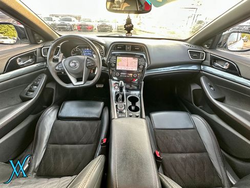 Used 2021 Nissan Maxima SR w/ Sport Mat Group FWD image 31