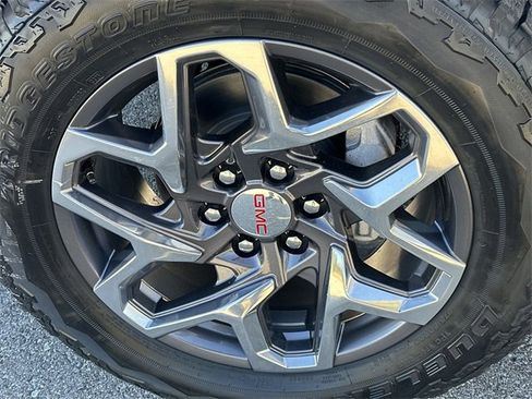 New 2026 GMC Sierra 1500 SLT w/ SLT Premium Plus Package image 33