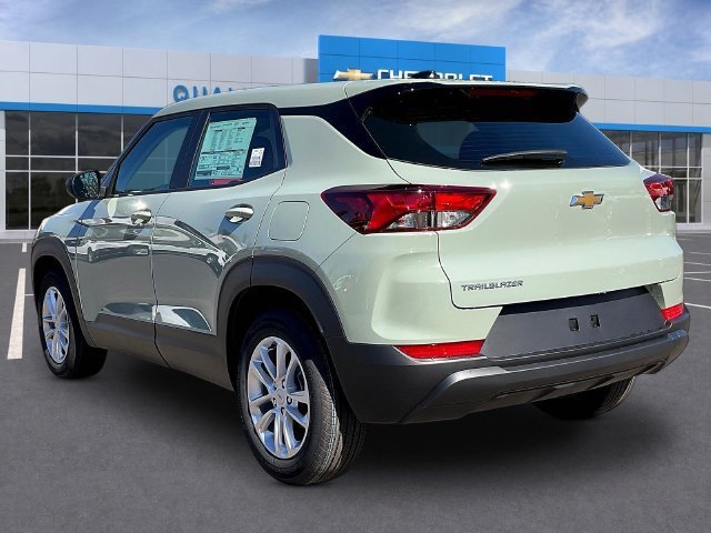 New 2026 Chevrolet TrailBlazer LS FWD image 3