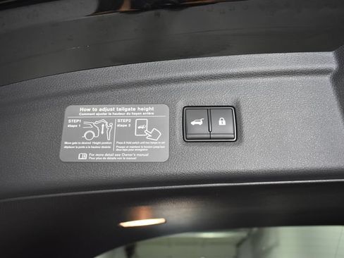 Used 2025 INFINITI QX50 Sport AWD/4WD image 35