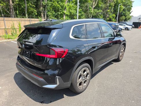 Used 2023 BMW X1 xDrive28i w/ Convenience Package AWD/4WD image 4