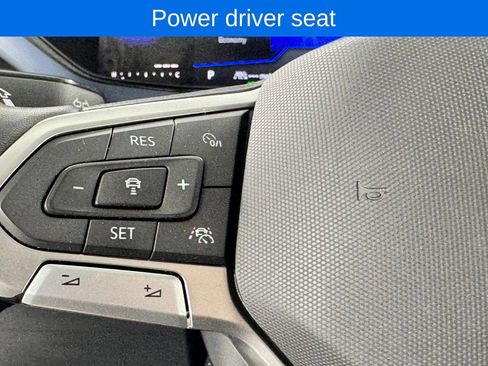 Used 2023 Volkswagen Taos SE AWD/4WD image 21