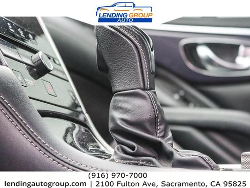 Used 2018 INFINITI Q60 3.0t Sport w/ Sensory Package 3.0T Sport image 21