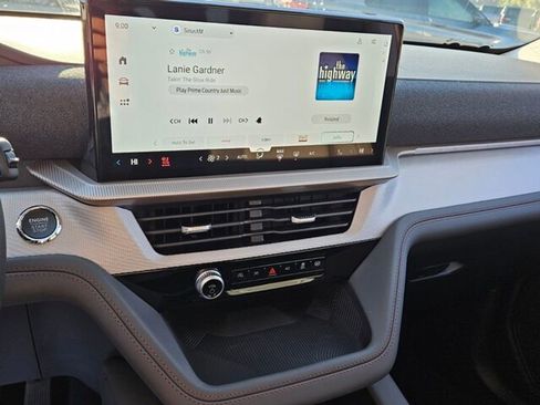 New 2026 Ford Explorer Active w/ Active Comfort Package image 21