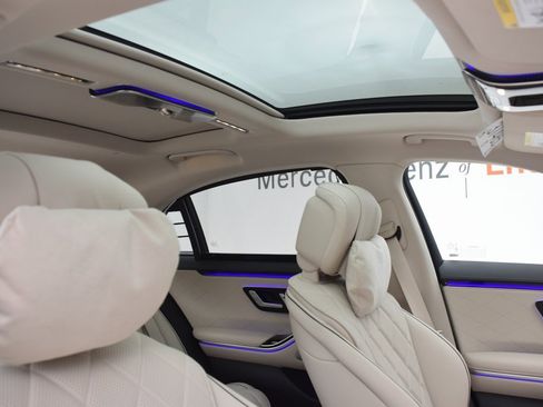 New 2026 Mercedes-Benz S 580 4MATIC Sedan image 16