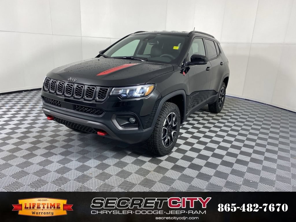 New 2026 Jeep Compass Trailhawk AWD/4WD image 3