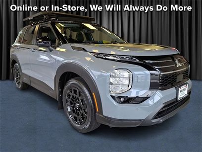 New 2025 Mitsubishi Outlander AWD