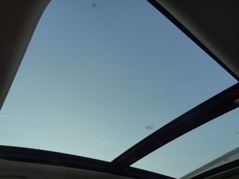 Certified 2021 Lincoln Nautilus Reserve image 11