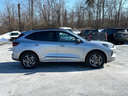 Used 2024 Ford Escape ST-Line image 7