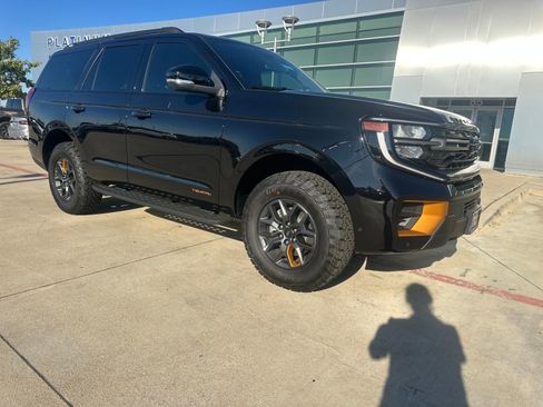 New 2025 Ford Expedition Tremor image 7