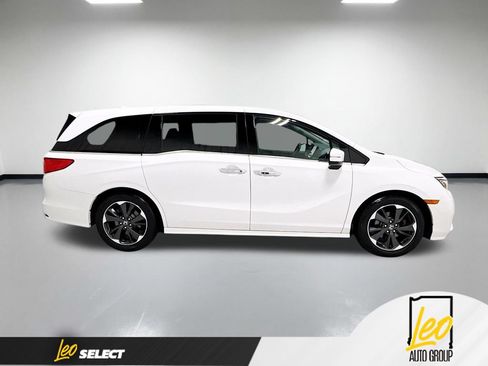 Used 2024 Honda Odyssey Elite image 6