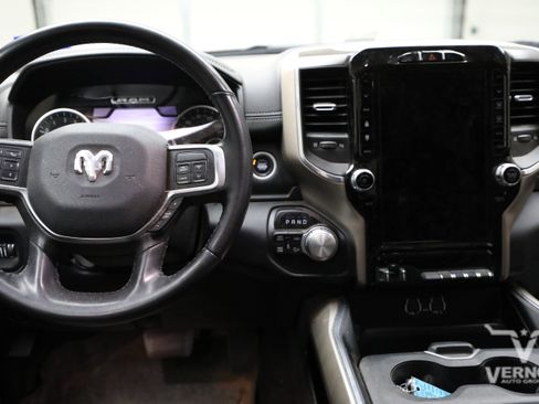 Used 2022 RAM 2500 Laramie AWD/4WD image 8