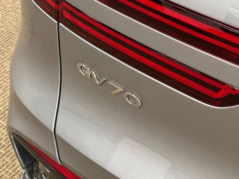 New 2026 Genesis GV70 2.5T Advanced w/ G1 Accessory Package AWD/4WD image 27