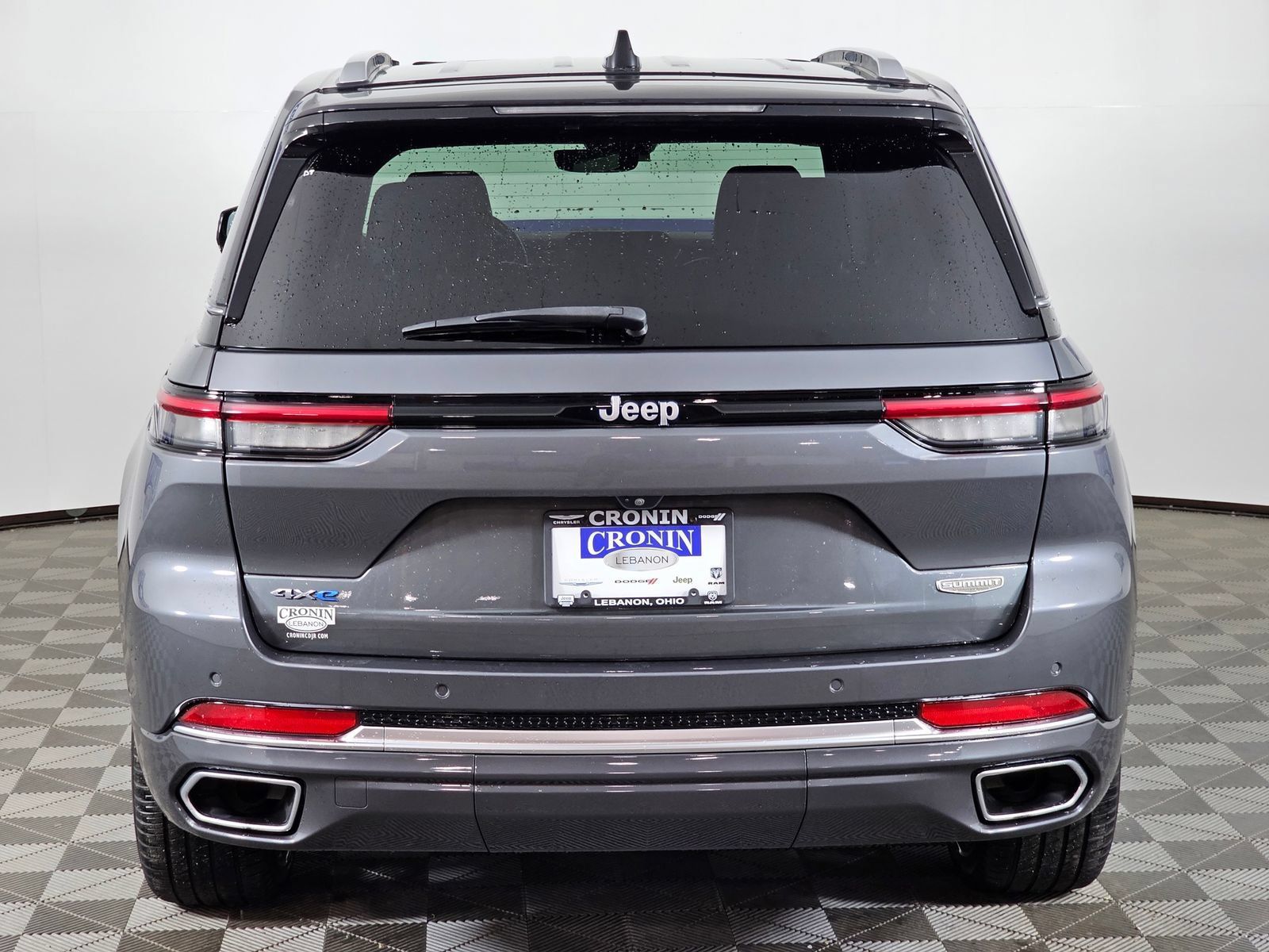 Used 2022 Jeep Grand Cherokee Summit AWD/4WD image 42
