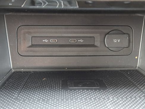 Used 2023 Volkswagen Atlas SE FWD image 26