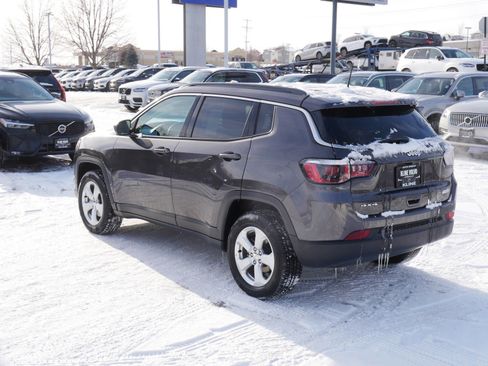 Used 2019 Jeep Compass Latitude w/ Popular Equipment Group image 5