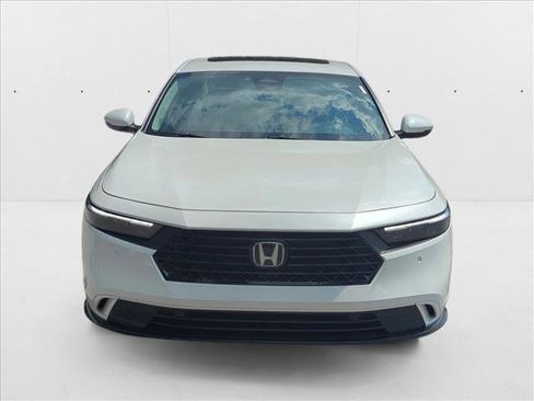 New 2025 Honda Accord EX-L image 2