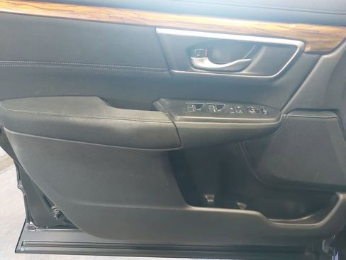 Used 2017 Honda CR-V EX image 26