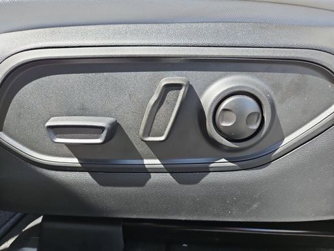 New 2026 Jeep Cherokee Limited image 20