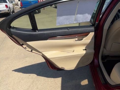 Used 2013 Lexus ES 350 FWD image 11