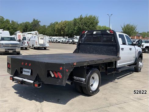 Used 2021 RAM 5500 Tradesman w/ Chrome Appearance Group RWD image 2