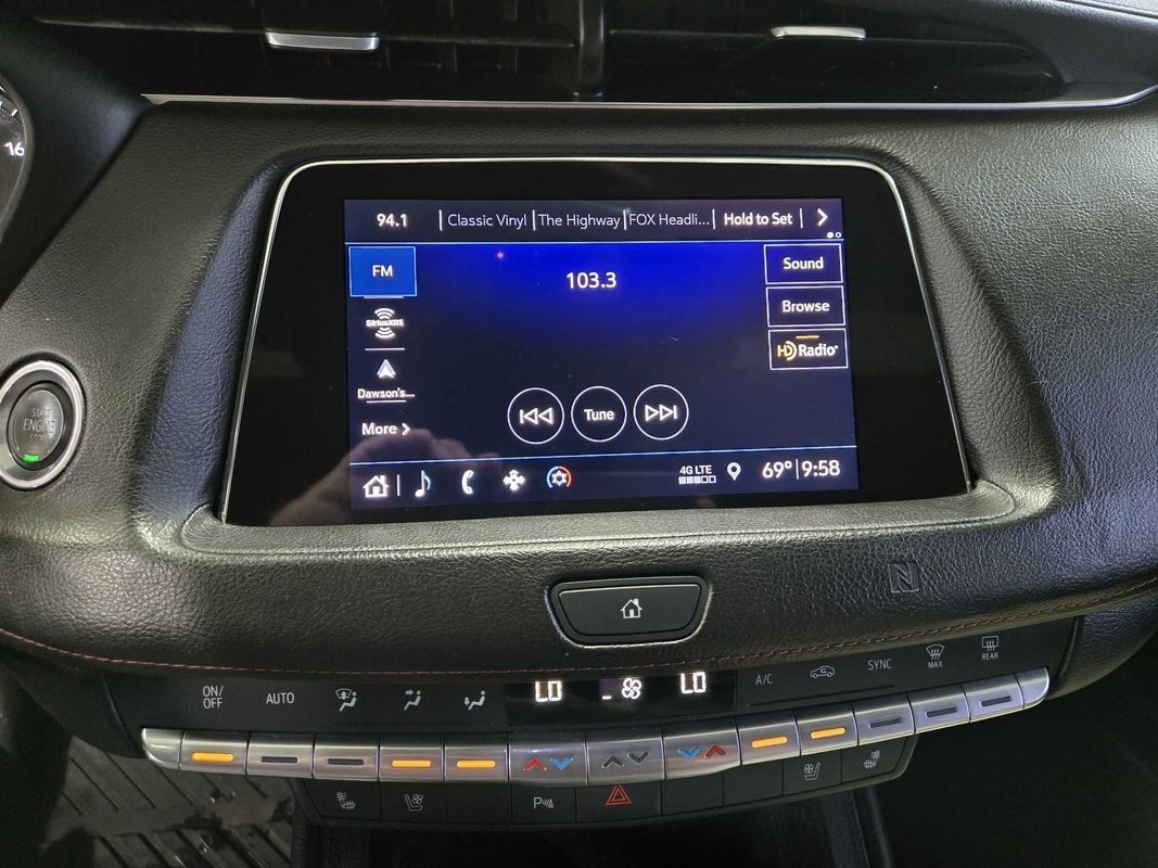 Used 2019 Cadillac XT4 Sport AWD/4WD image 12
