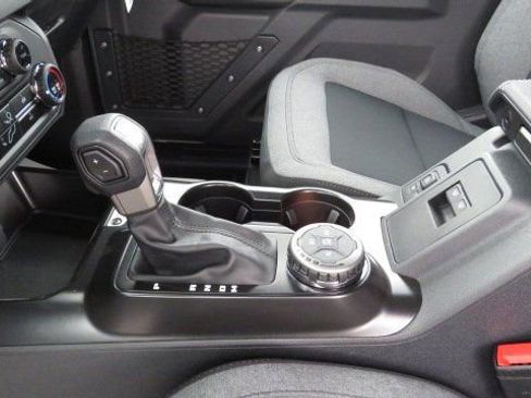 New 2025 Ford Bronco 2-Door AWD/4WD image 16
