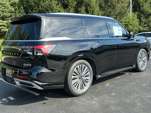 New 2026 INFINITI QX80 Luxe image 5