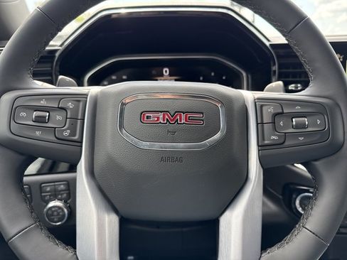 New 2026 GMC Sierra 1500 SLT image 22