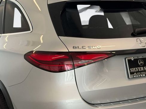 Used 2024 Mercedes-Benz GLC 300 4MATIC image 10