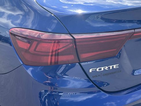 Used 2023 Kia Forte LXS FWD image 10