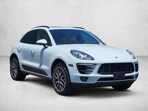 Used 2017 Porsche Macan S AWD/4WD image 3