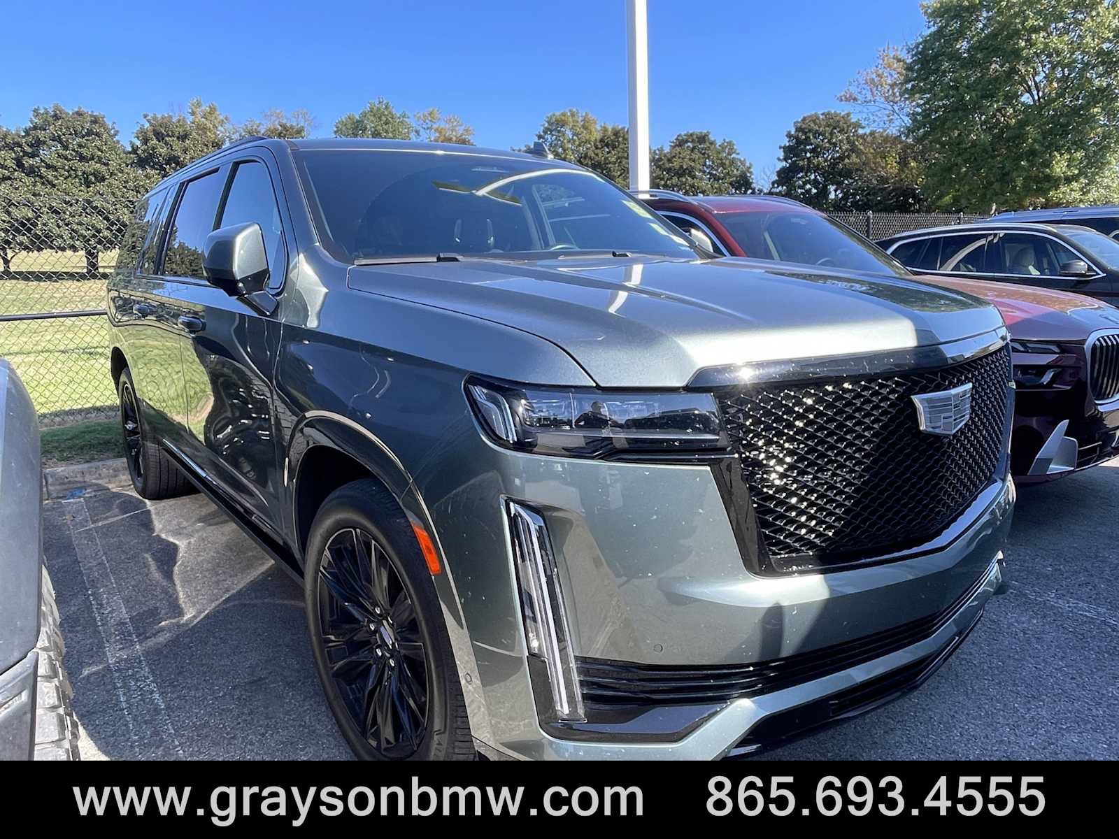 Used 2024 Cadillac Escalade ESV Sport Platinum w/ Heavy-Duty Trailer Package AWD/4WD image 1