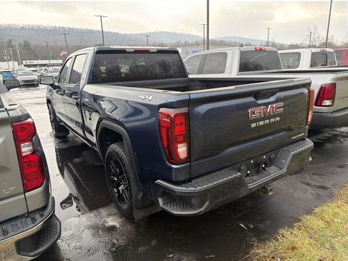 Used 2023 GMC Sierra 1500 Pro w/ Graphite Edition image 6