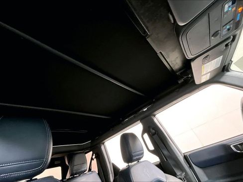 Used 2024 Ford Bronco Outer Banks image 22